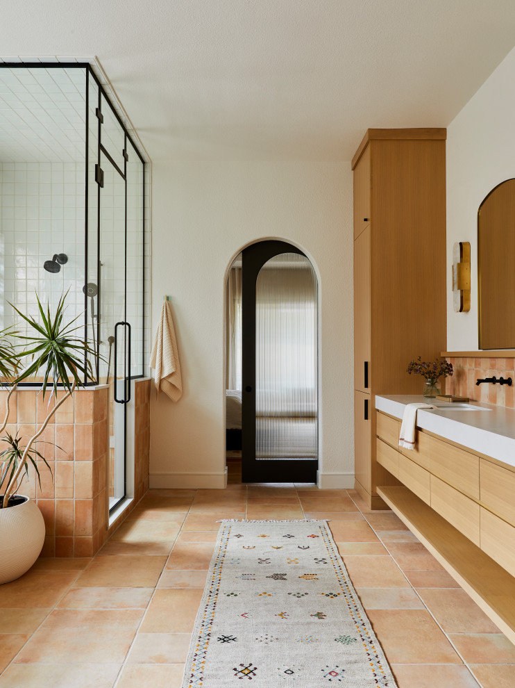 Airy Master Bath - Contemporary - Bathroom - Las Vegas - by Design by ...