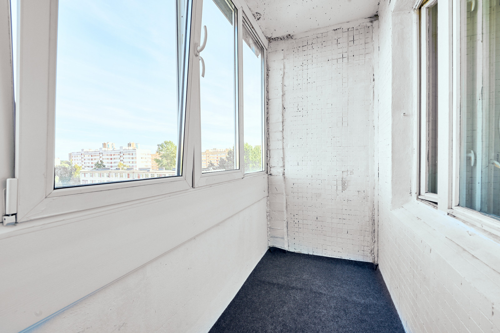 Панелька на Десантников