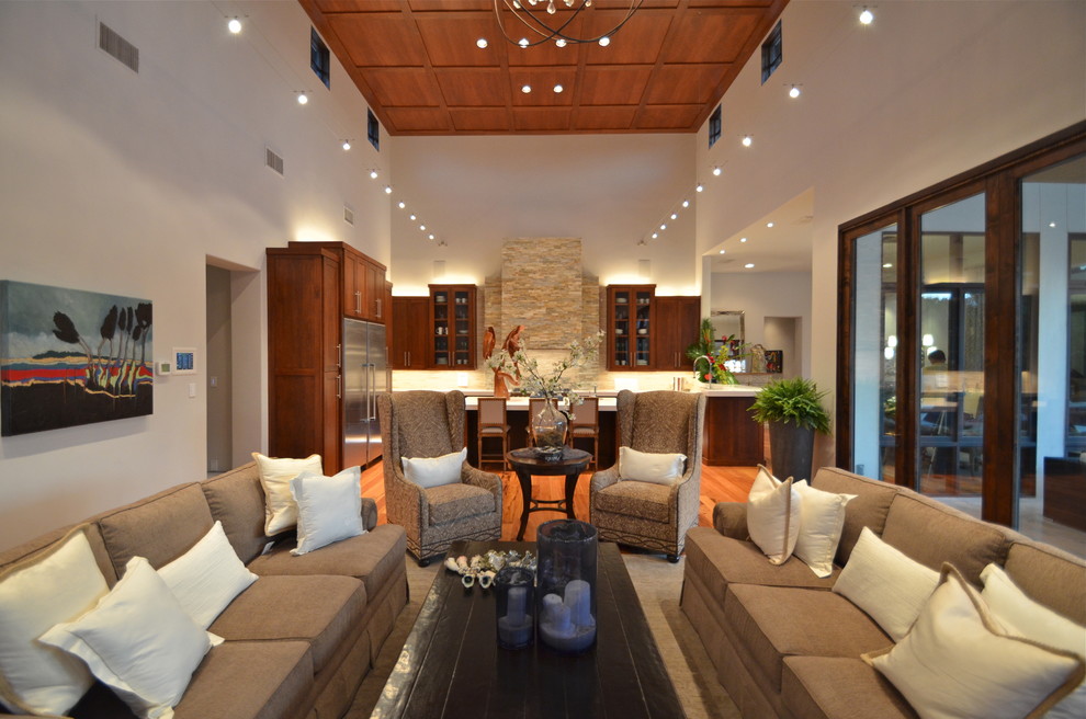 Contemporary open concept living room in Austin.
