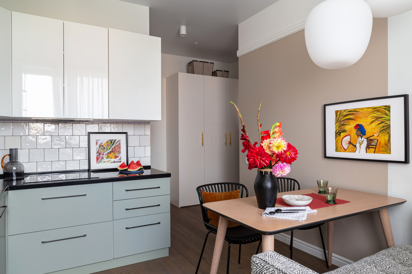 Здесь лето. Проект Вики Вишневской