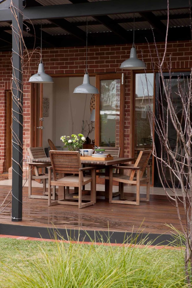 Photo of a traditional patio in Adelaide.