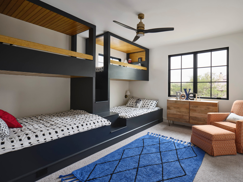 Large coastal kids' bedroom in Other with carpet.