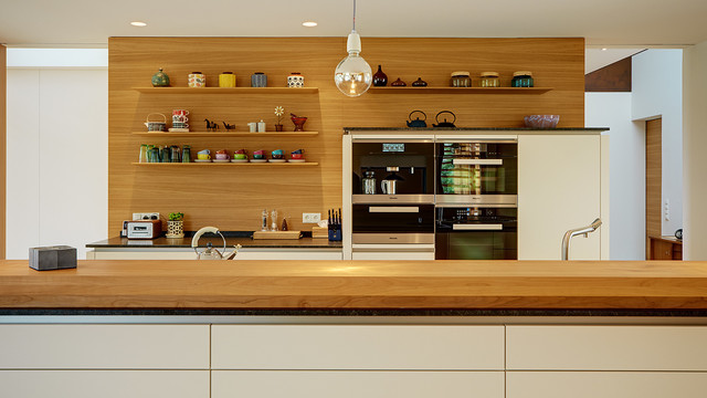 K&uuml;che mit K contemporary-kitchen