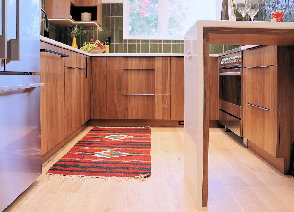 AN AWED TO MID CENTURY MODERN