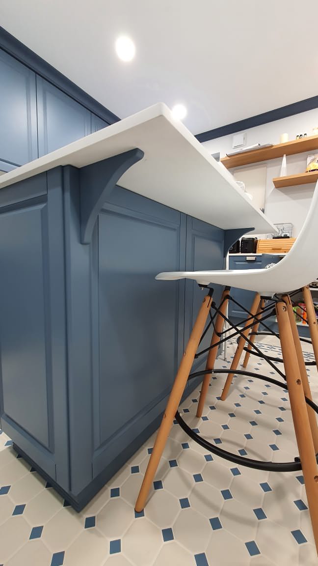 Соременная классика в серо-голубых тонах