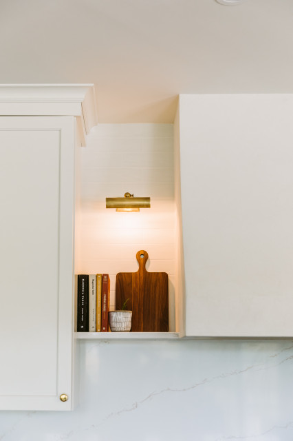 Sutton Kitchen transitional-kitchen