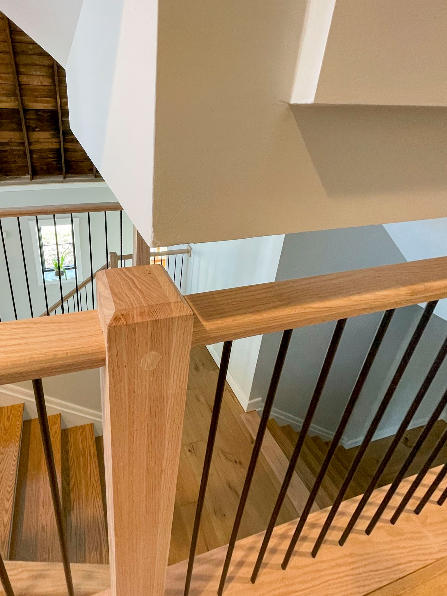 102_Straight-Freestanding Stairs/Landing in Barn Style Home, Leesburg VA 20175