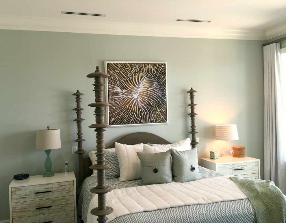 Beach style home design photo in Miami