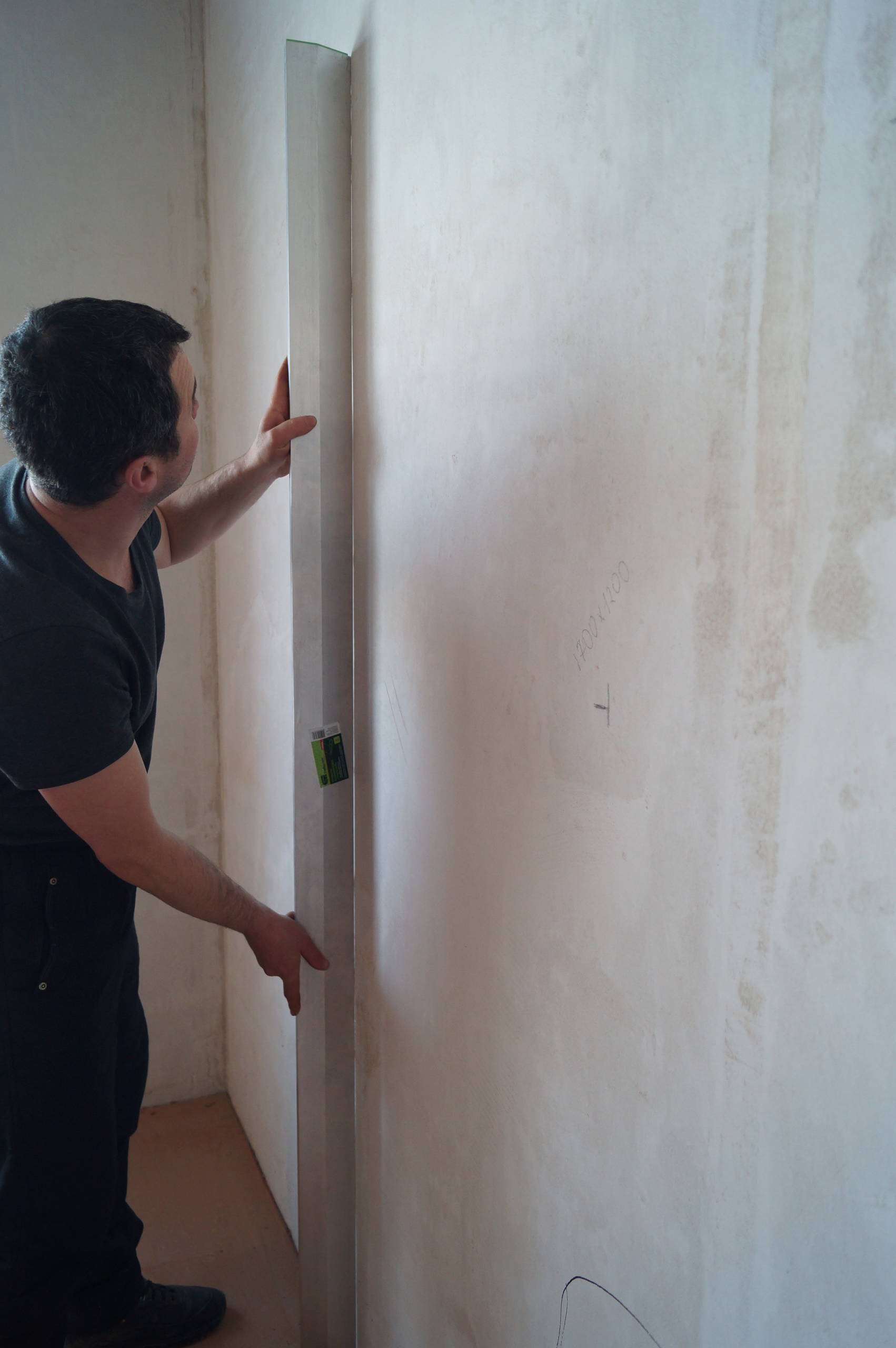 Оштукатуривание стен: пошаговая инструкция