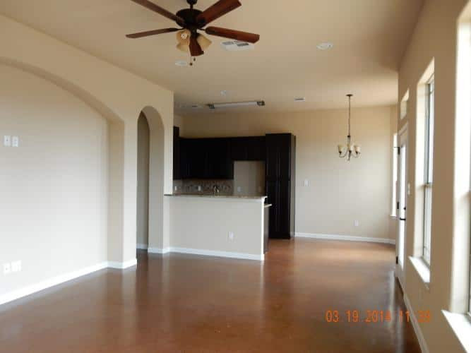 Example of a transitional home design design in Austin