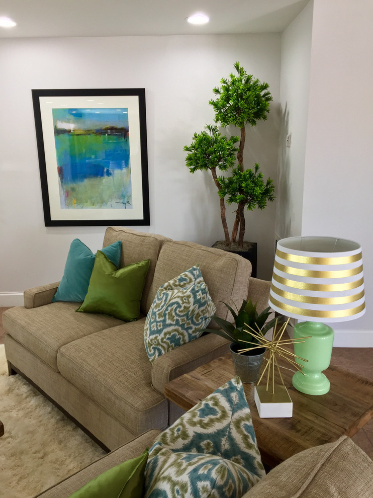 Inspiration for a transitional home design remodel in Phoenix