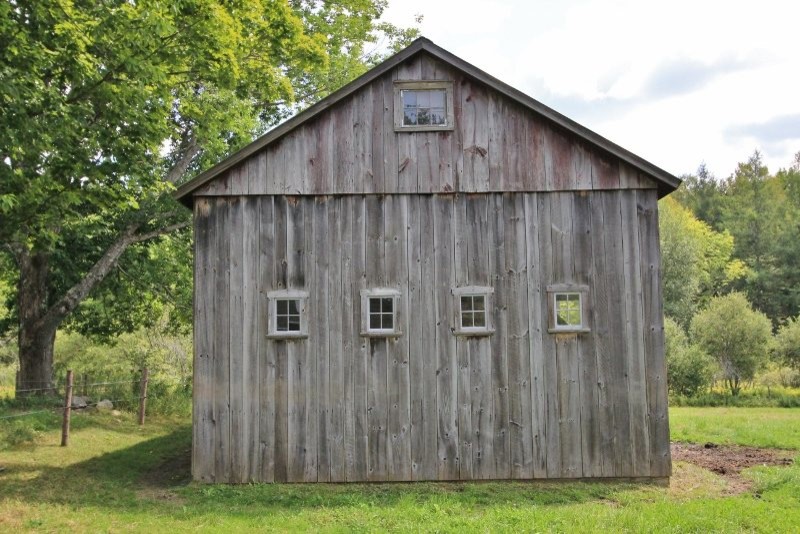 This is an example of a small country detached barn in Burlington.