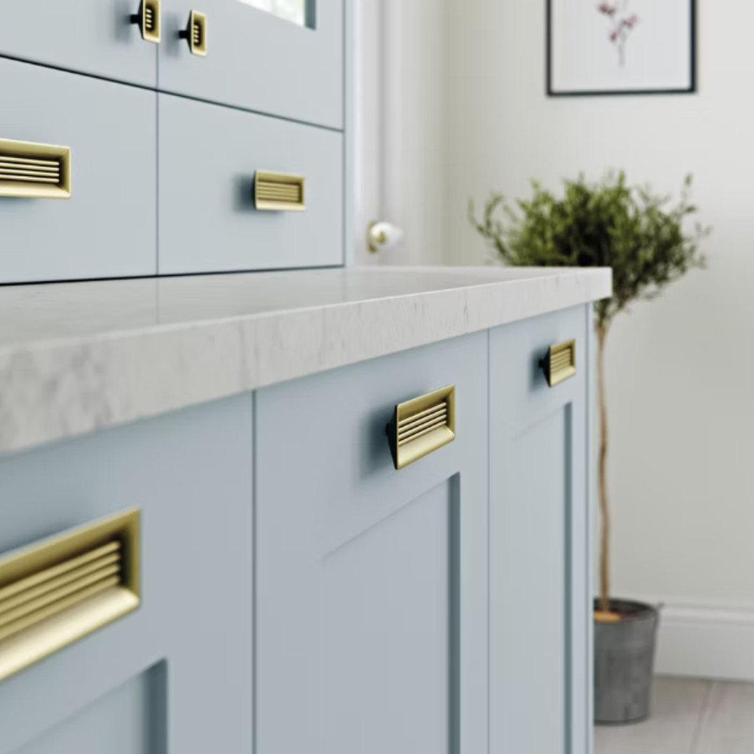 Elegant smooth painted shaker kitchen design with clean lines and soft tones, perfect for stylish living spaces in Lutterworth and across Leicestershire.