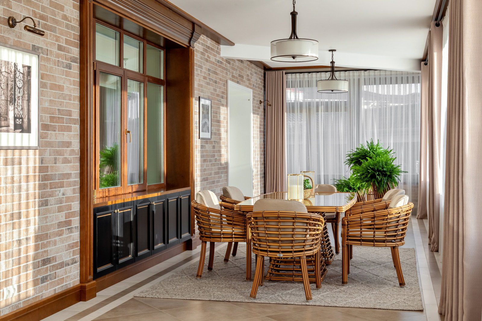 Строительство дома и отделочные работы. Дом на Новой Риге. 700 кв.м.