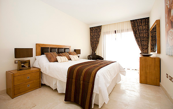 Contemporary bedroom in Malaga.