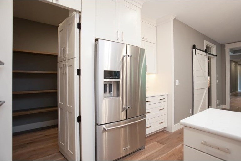 Transitional kitchen photo in Cedar Rapids