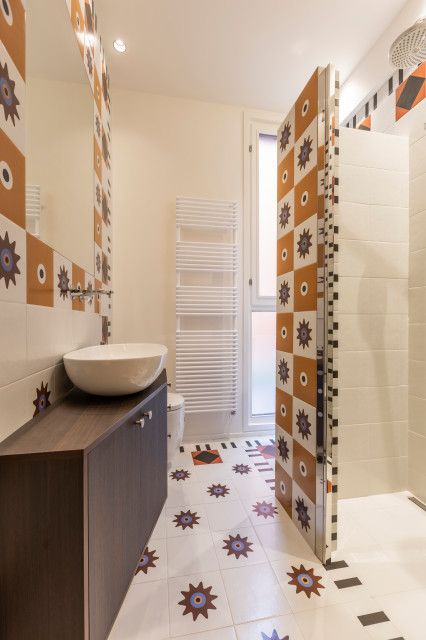 Una casa che racconta chi la abita eclectic-bathroom