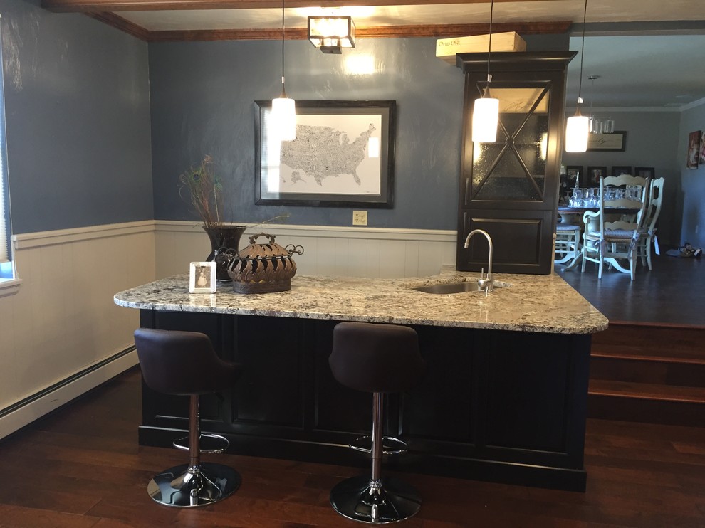 Wet Bar - Traditional - Home Bar - Denver - by Osburn Cabinets & Design ...