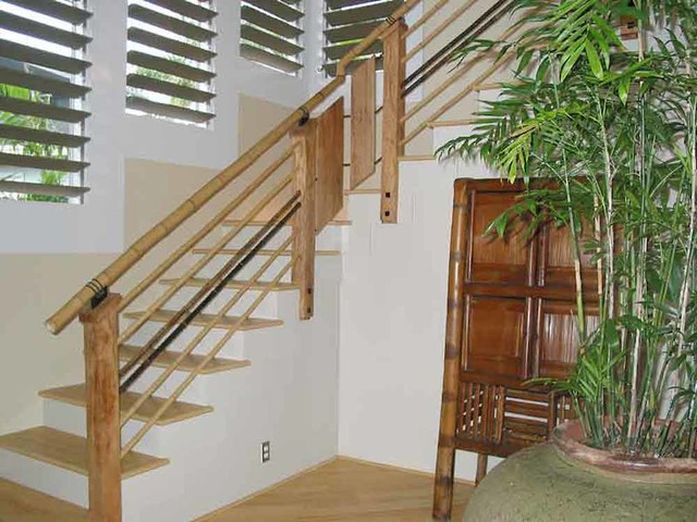 Our Work exotique-escalier