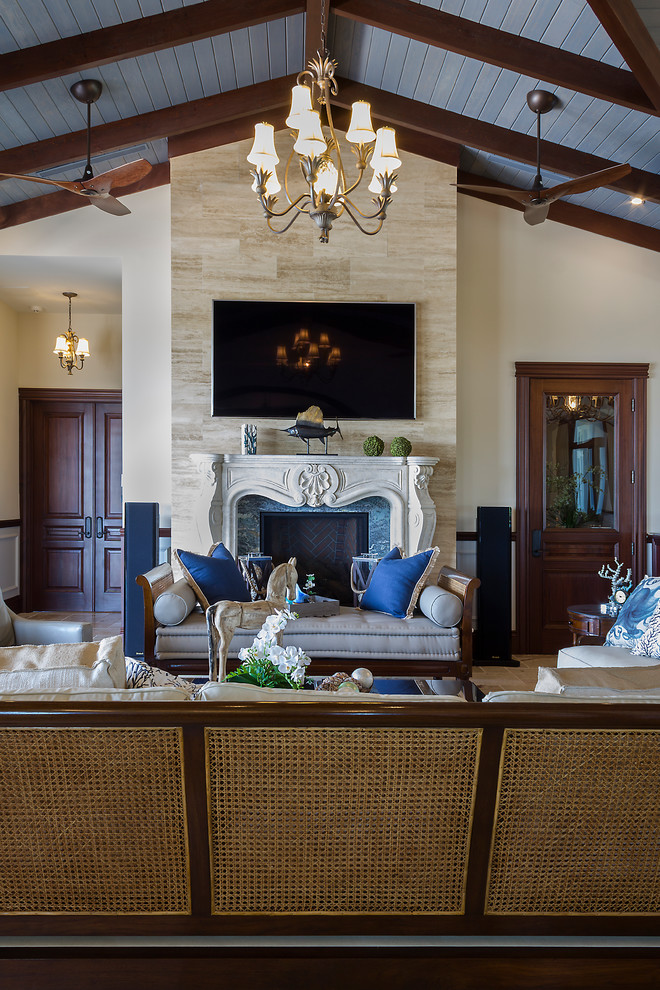 Beach style home design photo in Miami