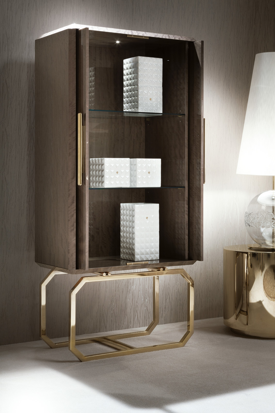 INFINITY Витрина