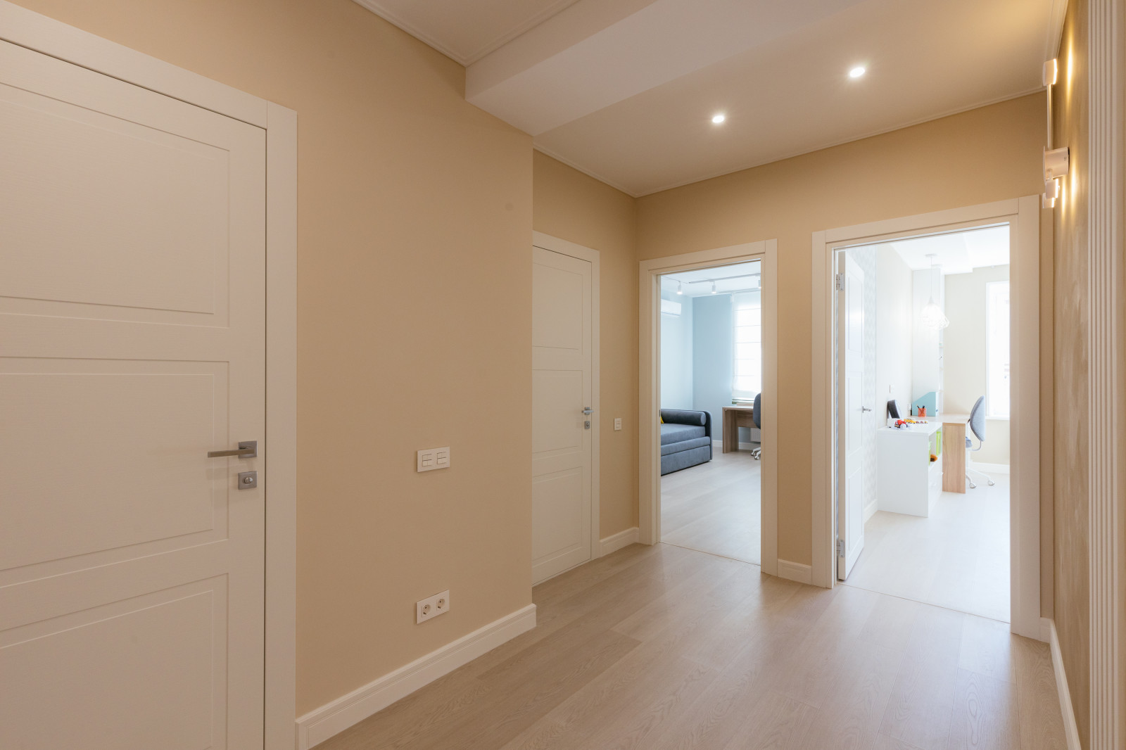 Реализованный дизайн-проект квартиры 4+ г.Тюмень