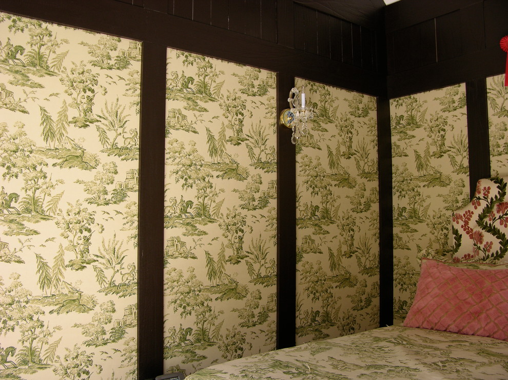 Girl bedroom with upholstered wall panels