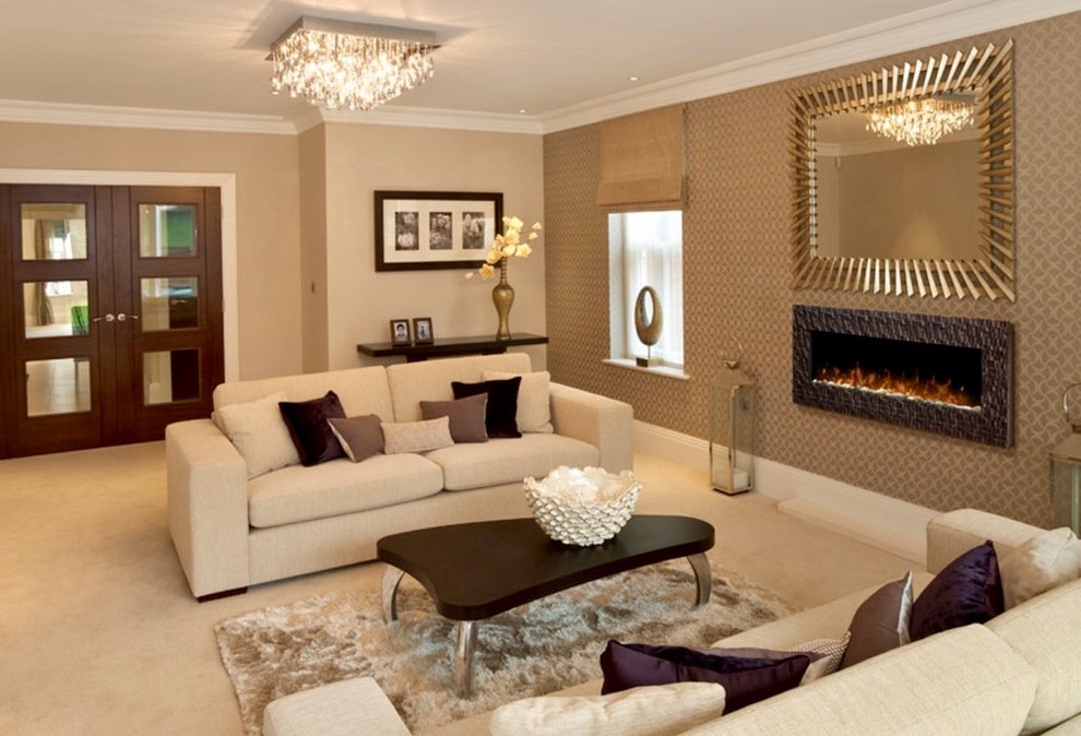 Example of a transitional home design design in Chicago