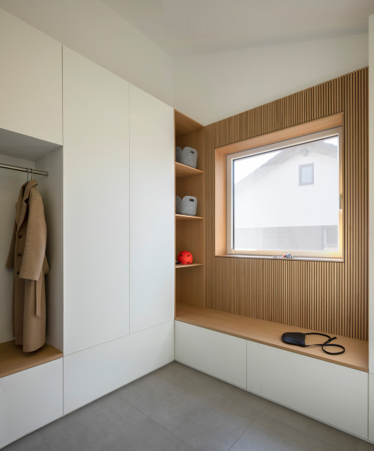 framed trendy-entre