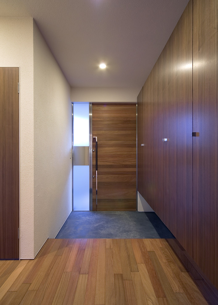 Design ideas for a modern entryway in Fukuoka.