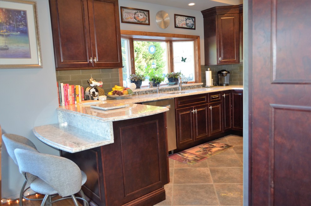 Inspiration for a transitional kitchen remodel in New York