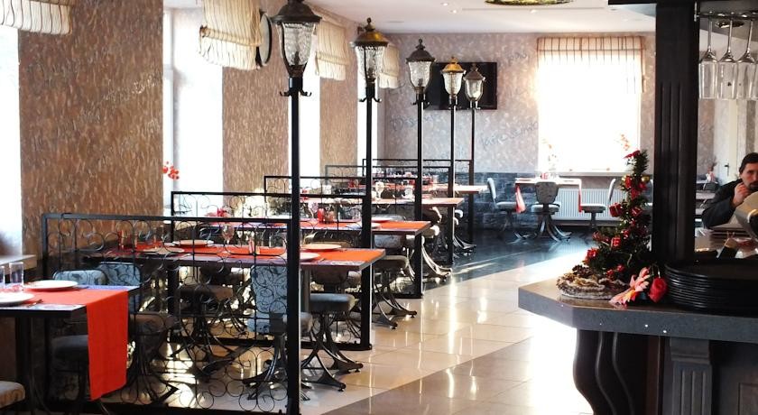 Парижский переулок.