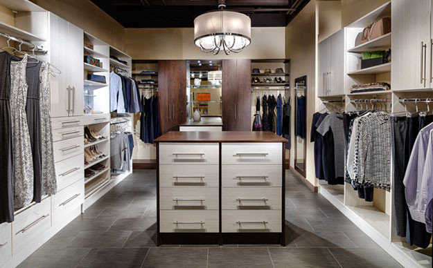 Design ideas for a storage and wardrobe in Calgary.