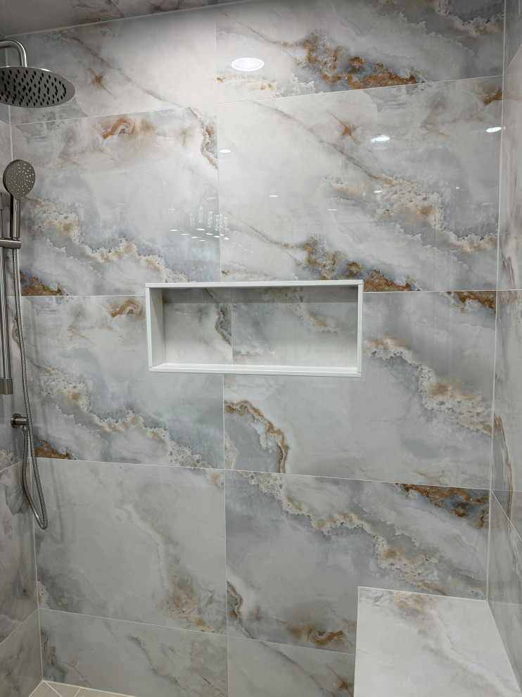 Oakville Walk in Bathroom Remodel