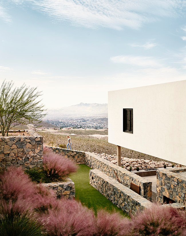 Houzz Tour: Modern Texas Home Embraces a Local Tradition