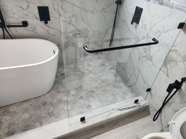 Seaboard Bath modern-bathroom