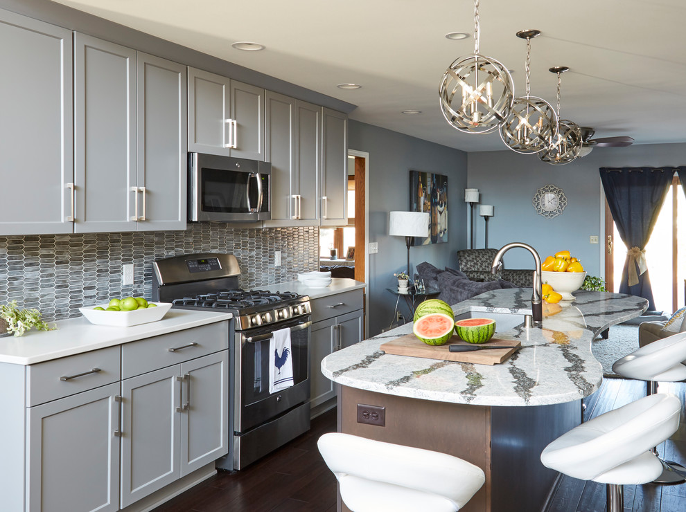 Kitchen - kitchen idea in Milwaukee