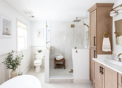 Bathroom of the Week: Cramped Bath Becomes a Soothing Sanctuary