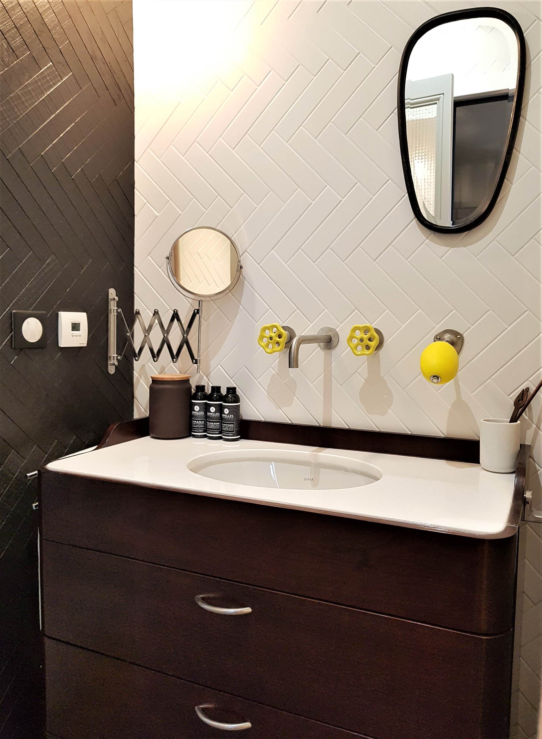 Salle de bain rétro chic