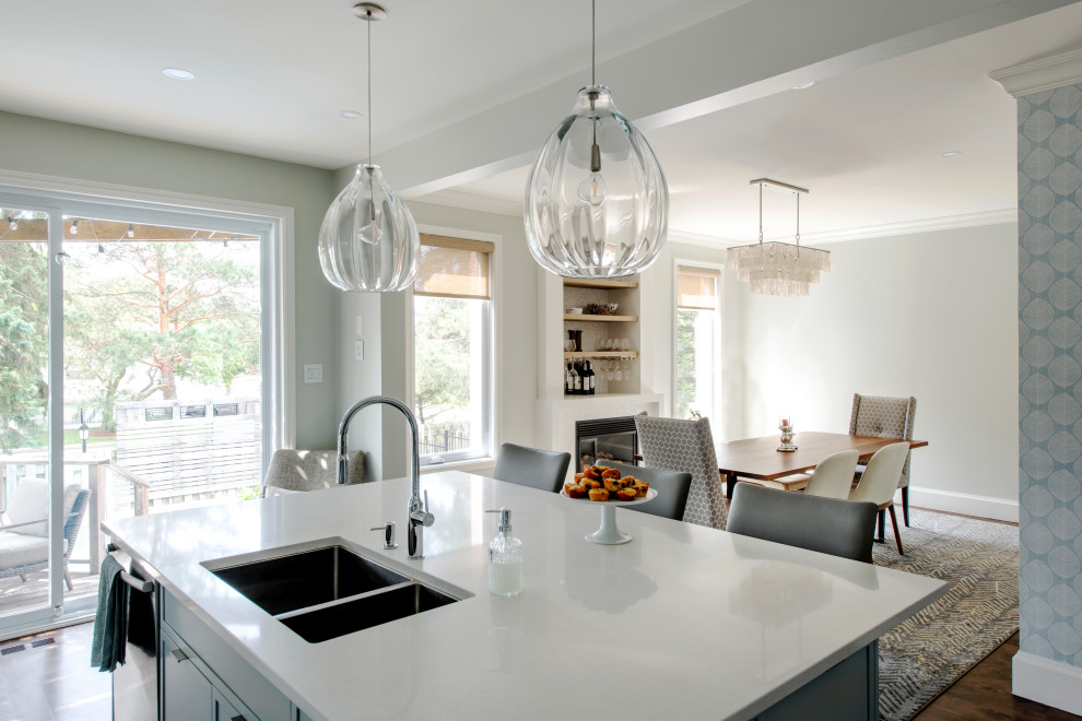 Transitional home design photo in Ottawa