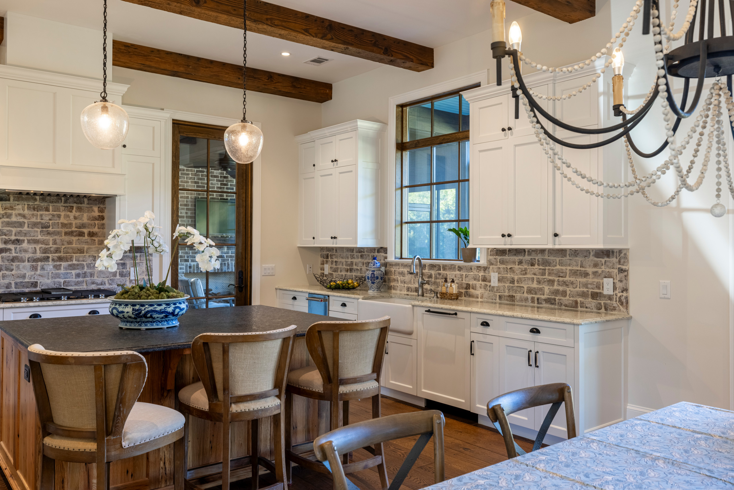 Casual and open kitchen