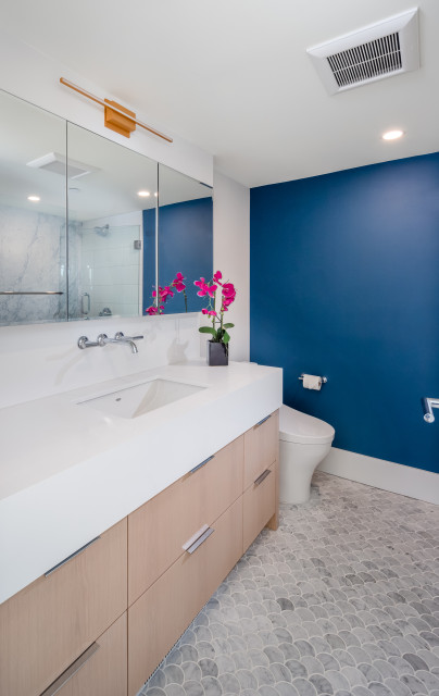 Serenity in the sky contemporary-bathroom