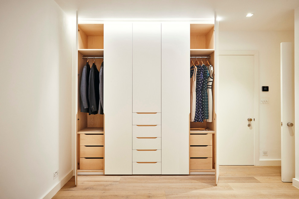 Contemporary storage and wardrobe in London.