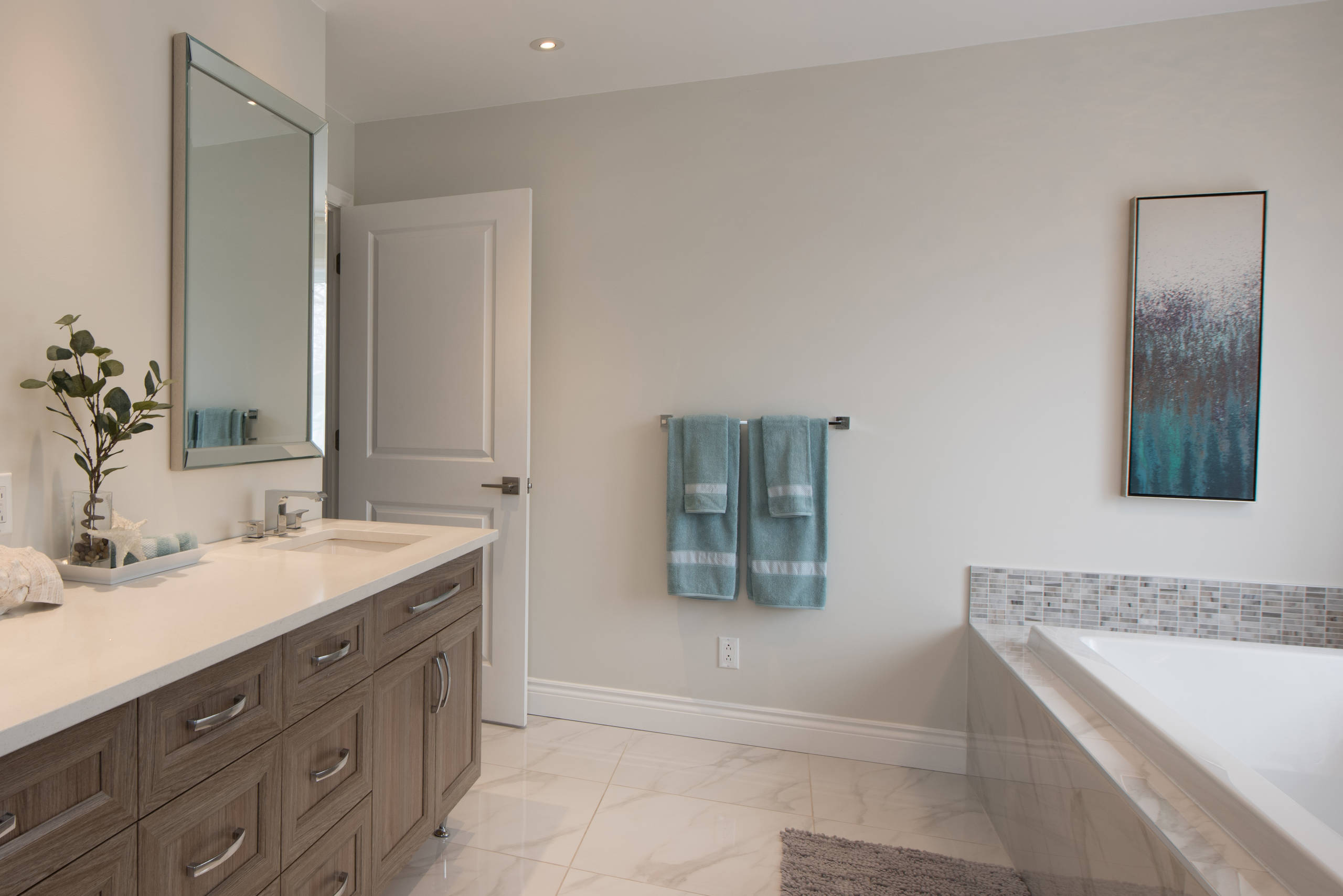 Home Staging - Green Circle