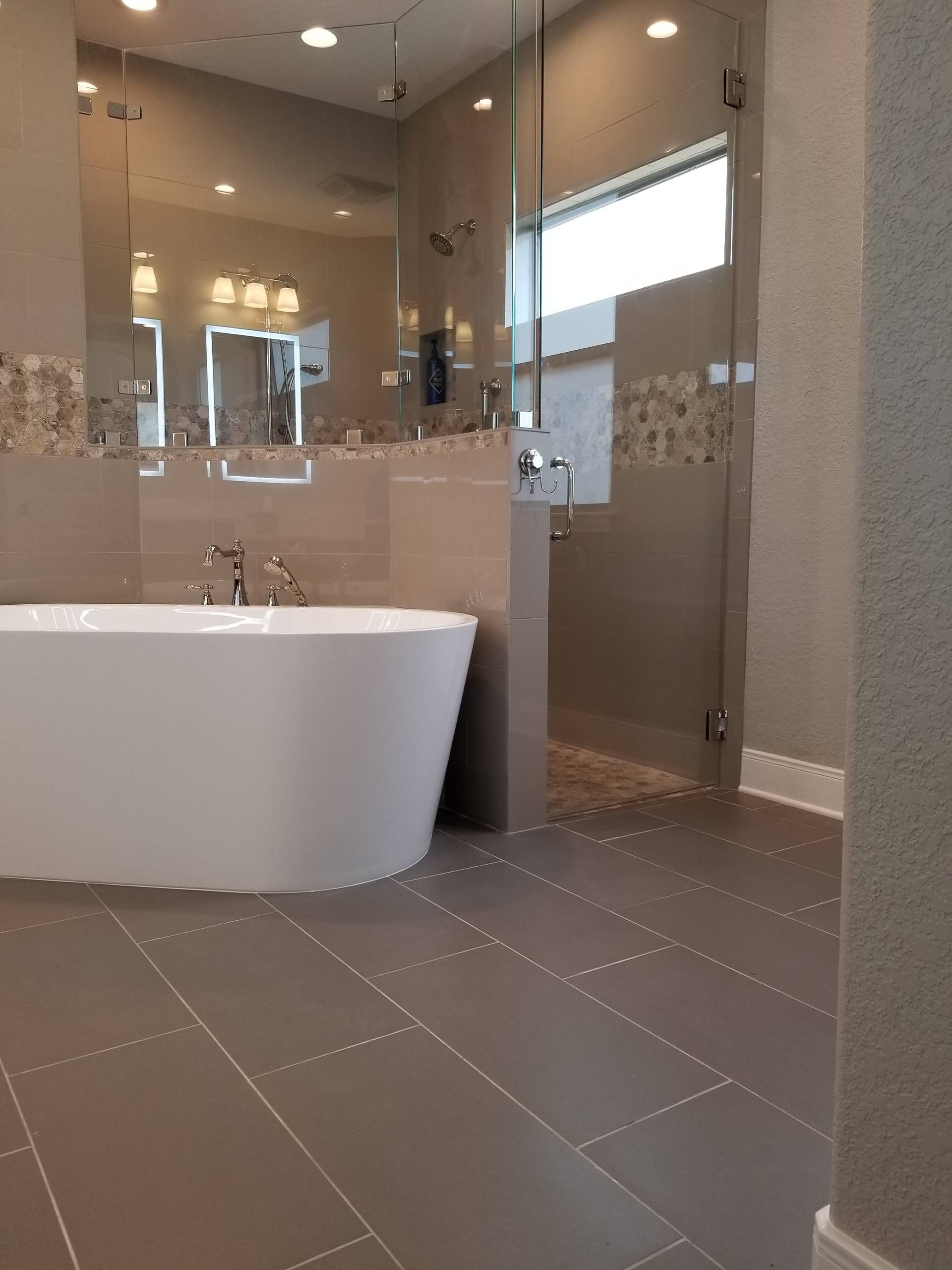Boerne - Leather Leaf Master Bath