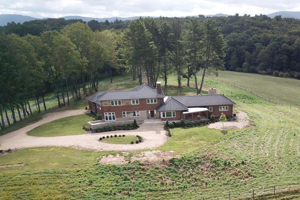 Aerial View - Buchannon House