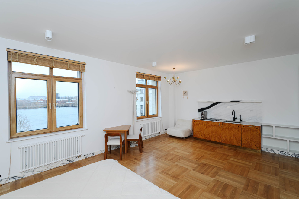 Мраморная студия в снежный день