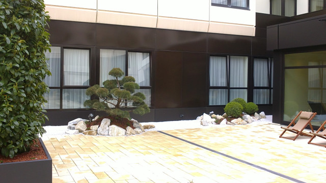 Innenhof deck