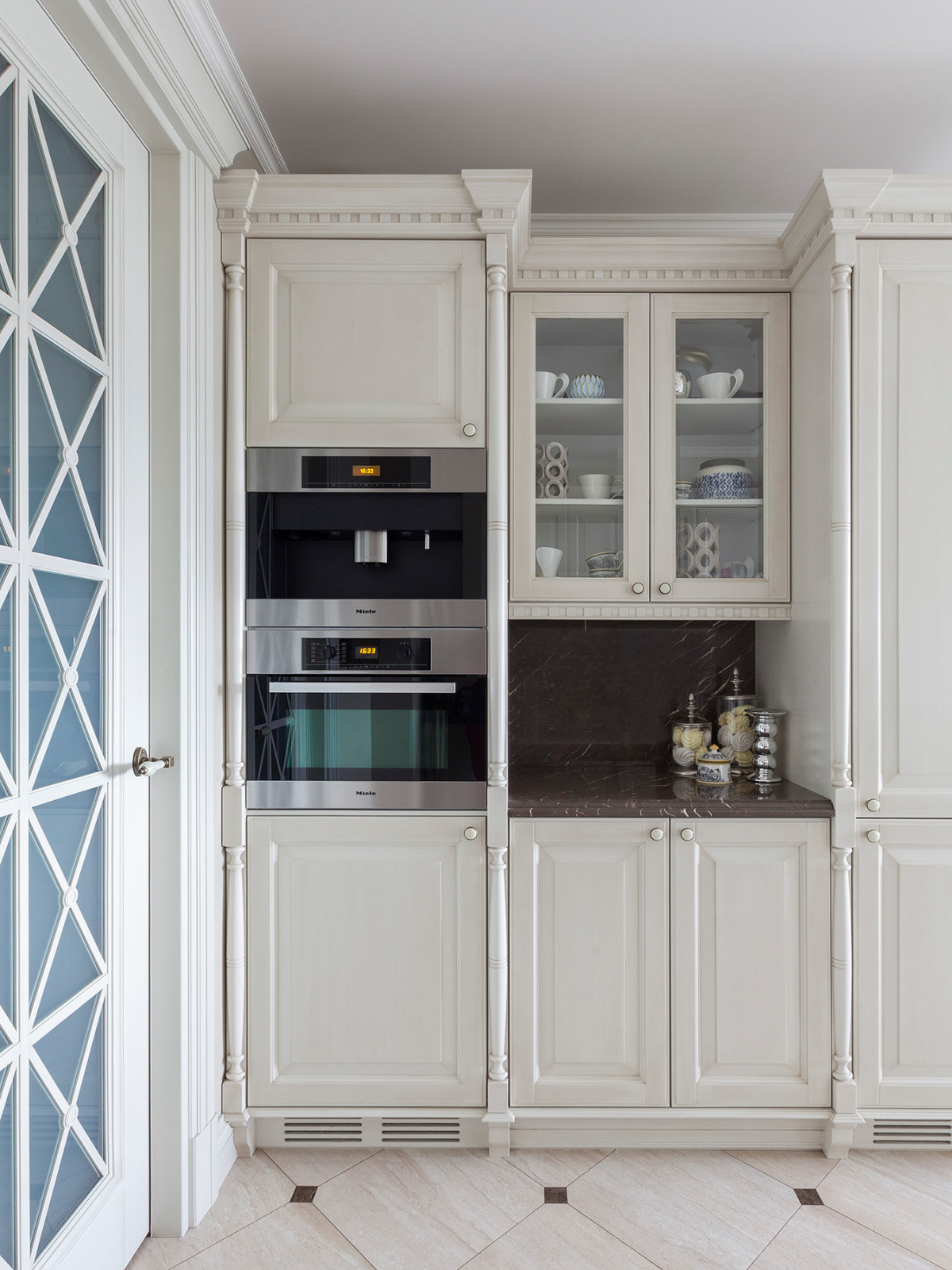 Большая квартира на Воробьевых горах