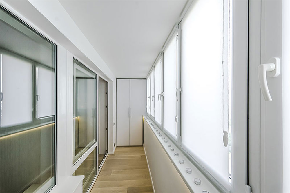 Стеклянная раздвижная дверь